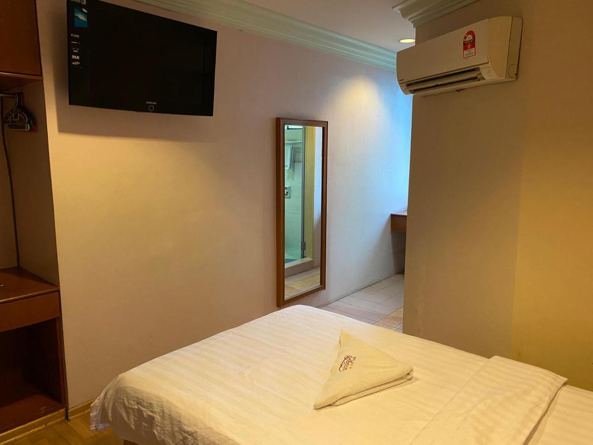 Hotel Deleeton Kota Kinabalu Extérieur photo