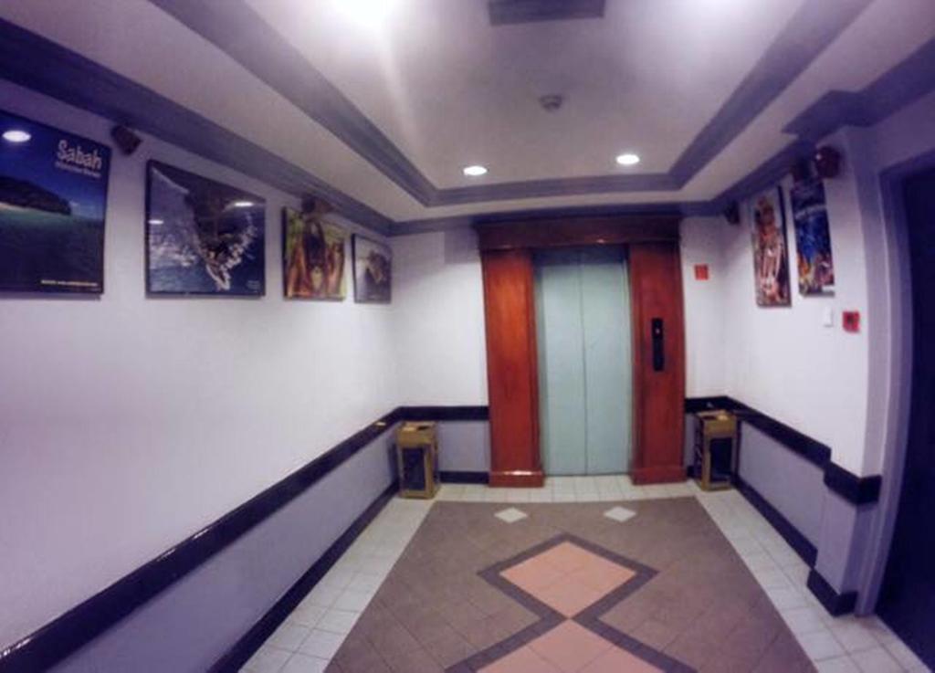 Hotel Deleeton Kota Kinabalu Extérieur photo